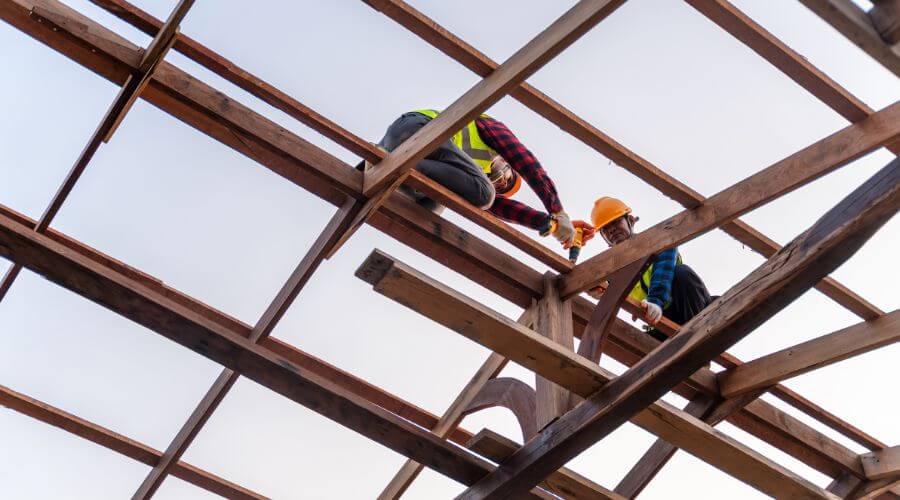 Professional residential roofers in Zearing, IA